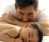 Как добровольно установить отцовство через органы ЗАГСа